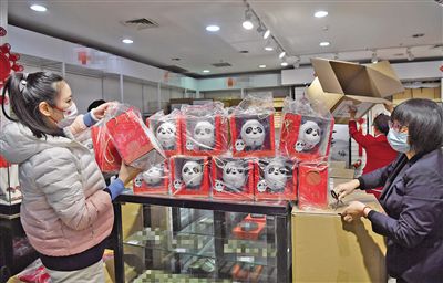 《中国动画发展报告（2025）》显示，预计2025年与动画产业相关的衍生品市场规模将达到6521亿元。